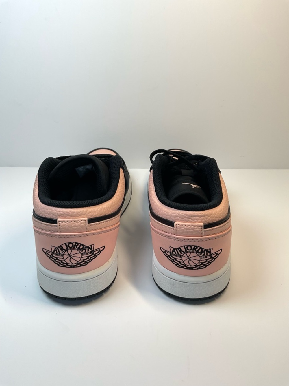 Nike Air Jordan 1 Low Black Pink Women 9.5 Men 8 Sneakers - Picture 5 of 9